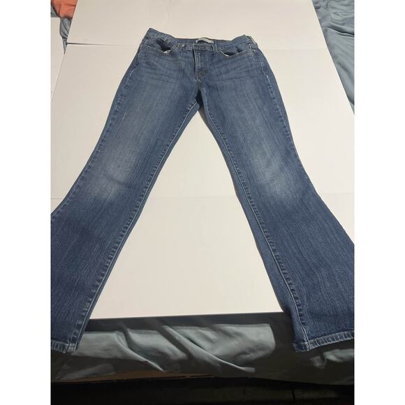 Levi's 515 Boot Cut Jeans Women's Blue Denim Mid Rise Stretch - Picture 2 of 8